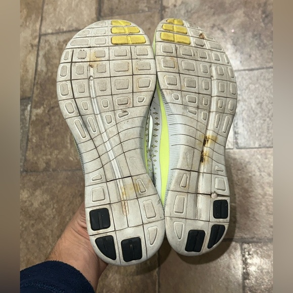 Nike Size 7 - Picture 6 of 7